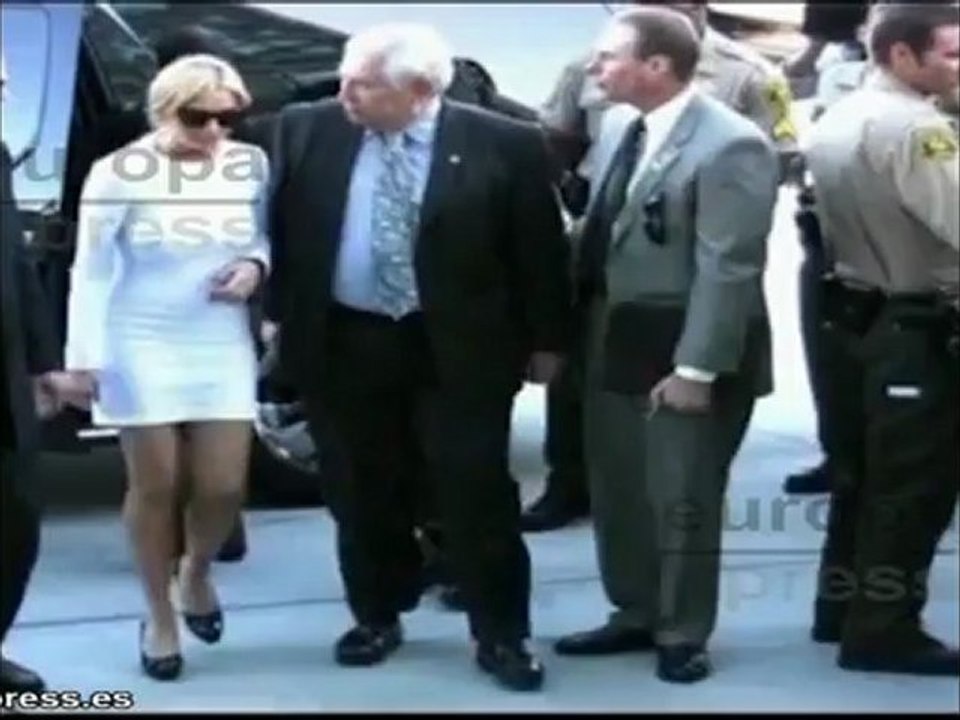 Lindsay Lohan se niega a hablar de sus adicciones