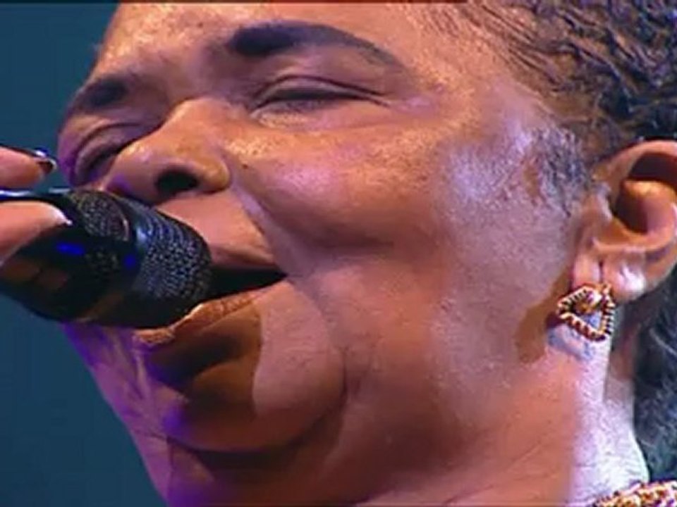Cesaria Evora concert Grand Rex