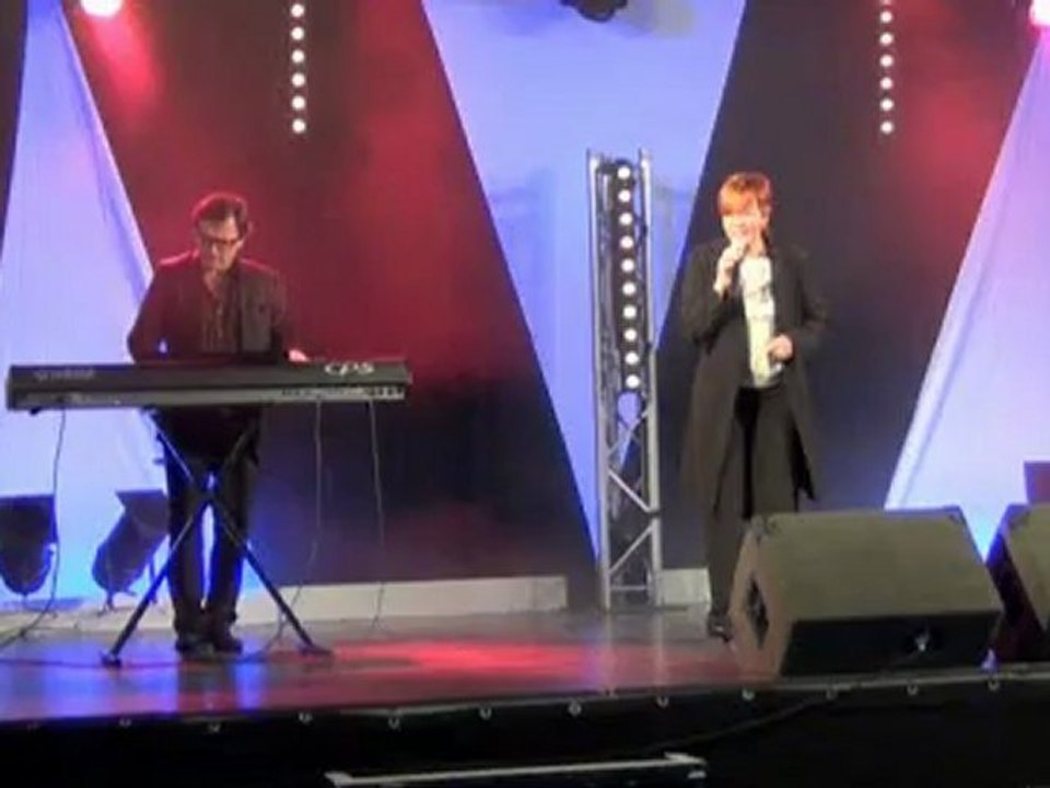 Delphine Mailland interprète "Les feuilles mortes"