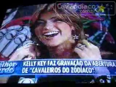 Kelly Key cantando Os Guardiões do Universo