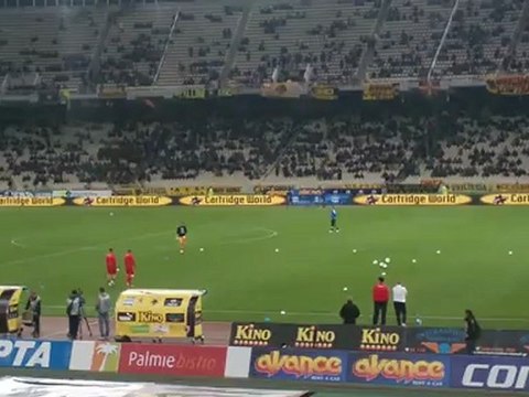 Η προθέρμανση του Ολυμπιακού στο ΟΑΚΑ (2)