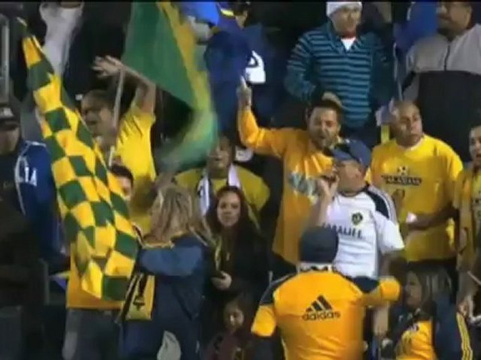 Robbie Keane ballert Galaxy so gut wie ins Finale