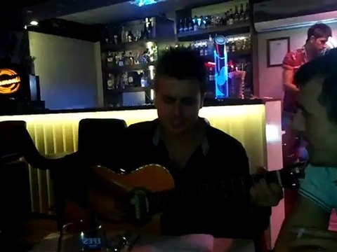 sigaramın dumanı sen ateşi ben olayım demgah