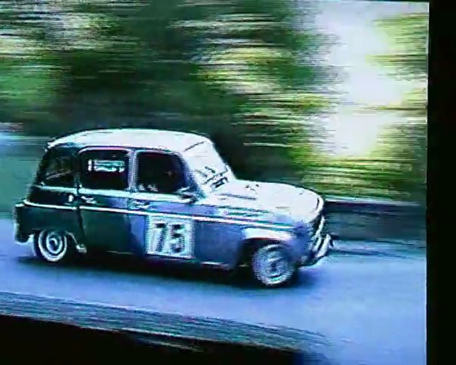 HOMMAGE A "BIGOUD" EST LE POULE RENAULT 4 MAXI