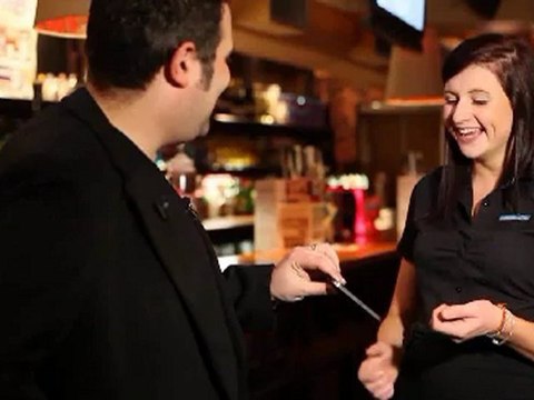 iLogo (DVD and Gimmick) White by Craig Squires and Alakazam Magic - Magic Trick