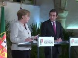 Merkel defiende la austeridad de Portugal como ejemplo para Europa