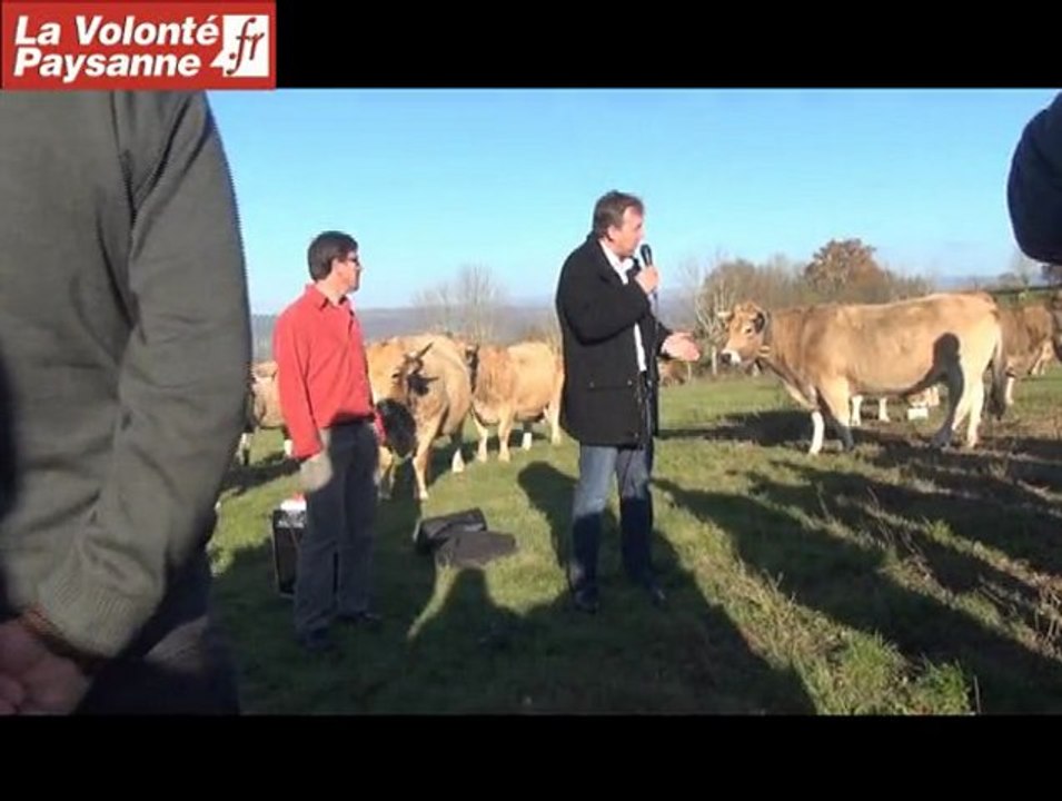 Bovins viande : Patrick Bénézit (FNB) parle de prix aux Aveyronnais