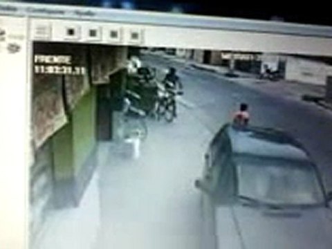 Policial lima morto na porta do meira em ilheus
