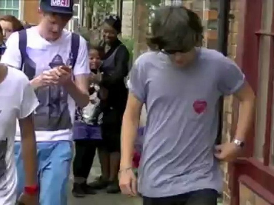 Taylor Swift Sent 'Death Threats' Over Rumoured Romance with Harry Styles