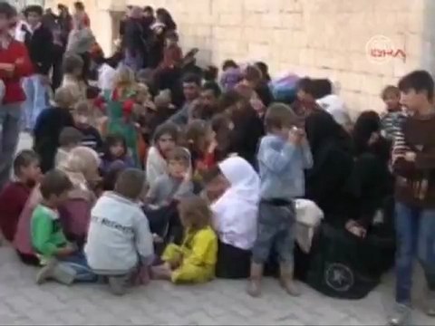 Войска Асада бомбят приграничный город