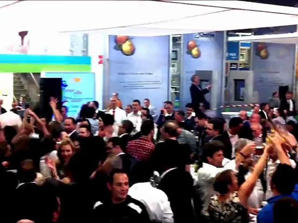 Frauenband Princess-Cut live Messeparty