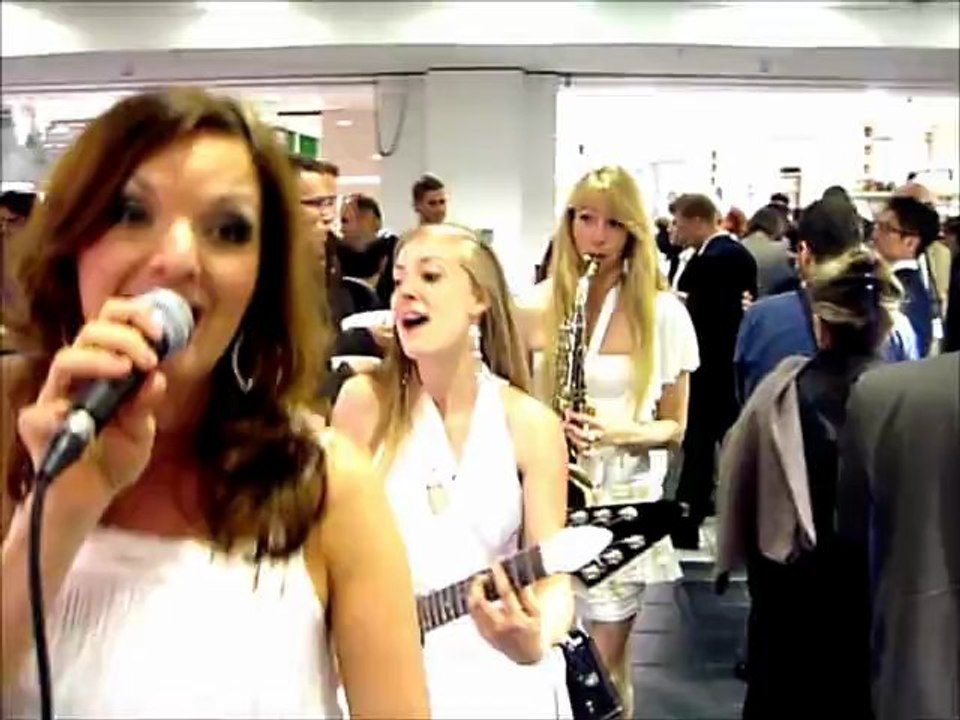 mobile Damenband LADY-TAXI von Uta Sophie Halbritter