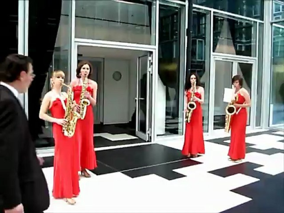 Sax-Deluxe Fujitsu Partnertage 2012 short