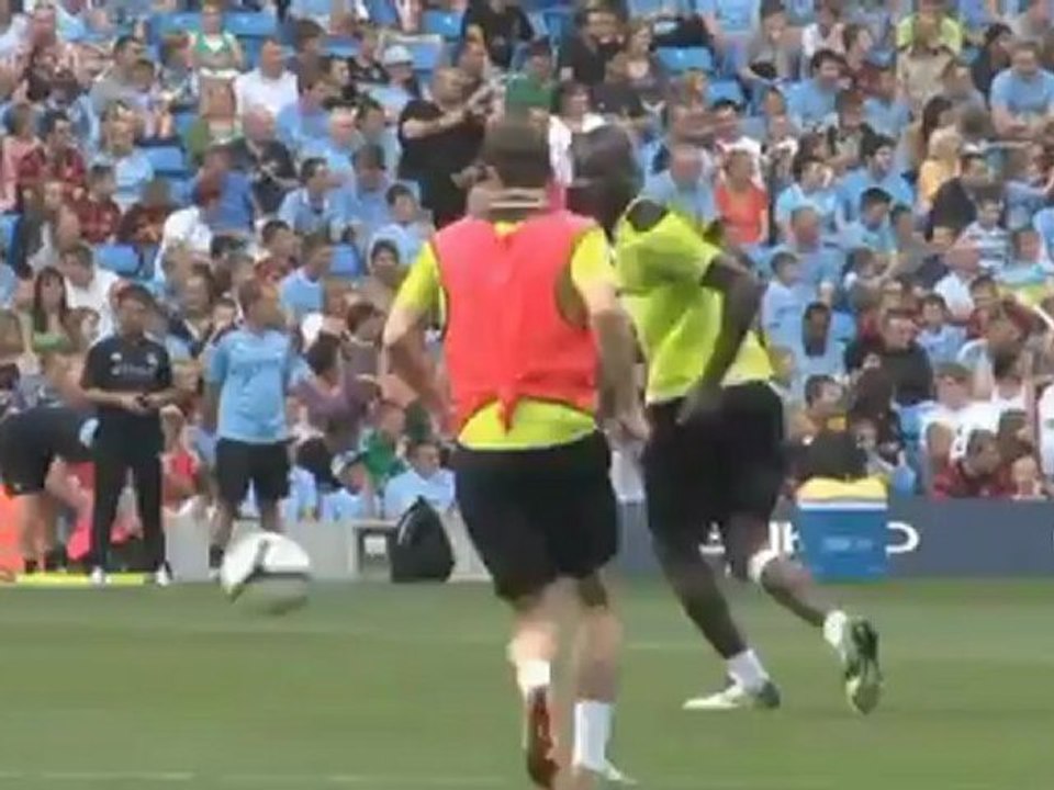 Balotelli will sich bei City durchbeißen