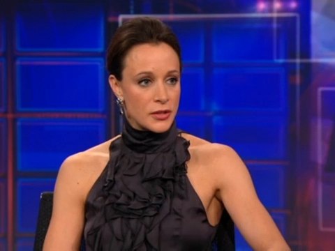 Paula Broadwell's Home Searched by FBI After Sex Scandal With Former CIA Director David Petraeus is Exposed