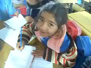 8 Yaşındaki İkinci Sınıf Öğrencisi Mukaddes Bahçeci -Saçlarından Bir Tel Aldım