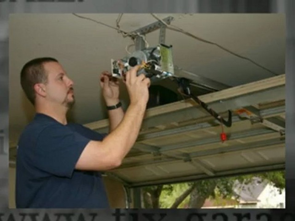 Fixing Garage Doors Fort Lauderdale FL