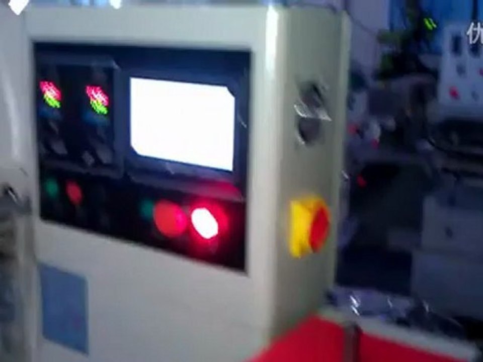 Pharmaceutical wrapping machine