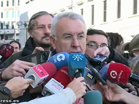 Cayo Lara: La huelga está siendo un éxito