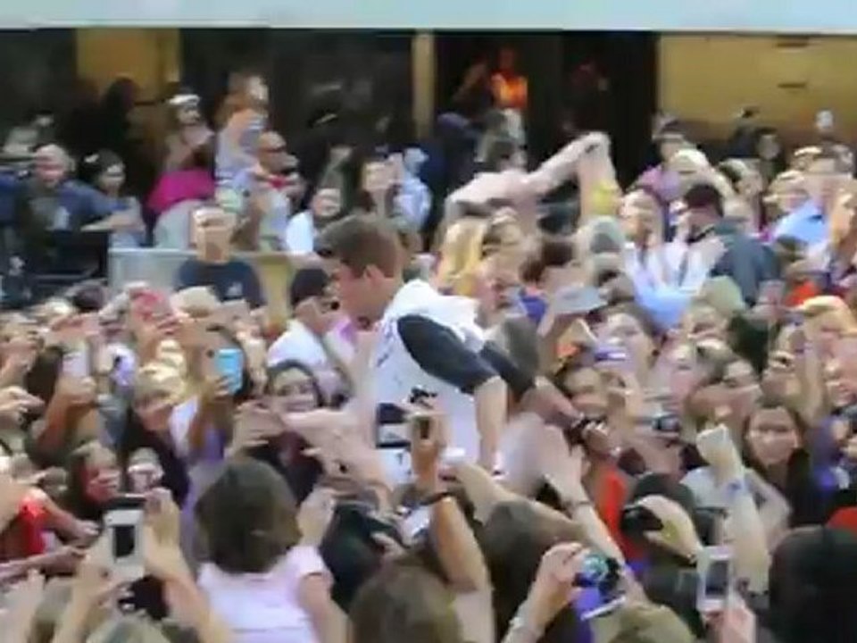 Ist Selena Gomez ausgetauscht ?