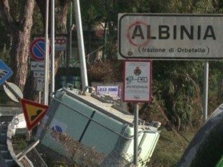 Italians angry at lack of state help after flood chaos
