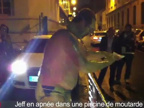 Jeff en apnée dans une piscine de moutarde - C'Cauet sur NRJ