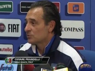 Prandelli avverte Balotelli: "Mi aspetto spirito di reparto"