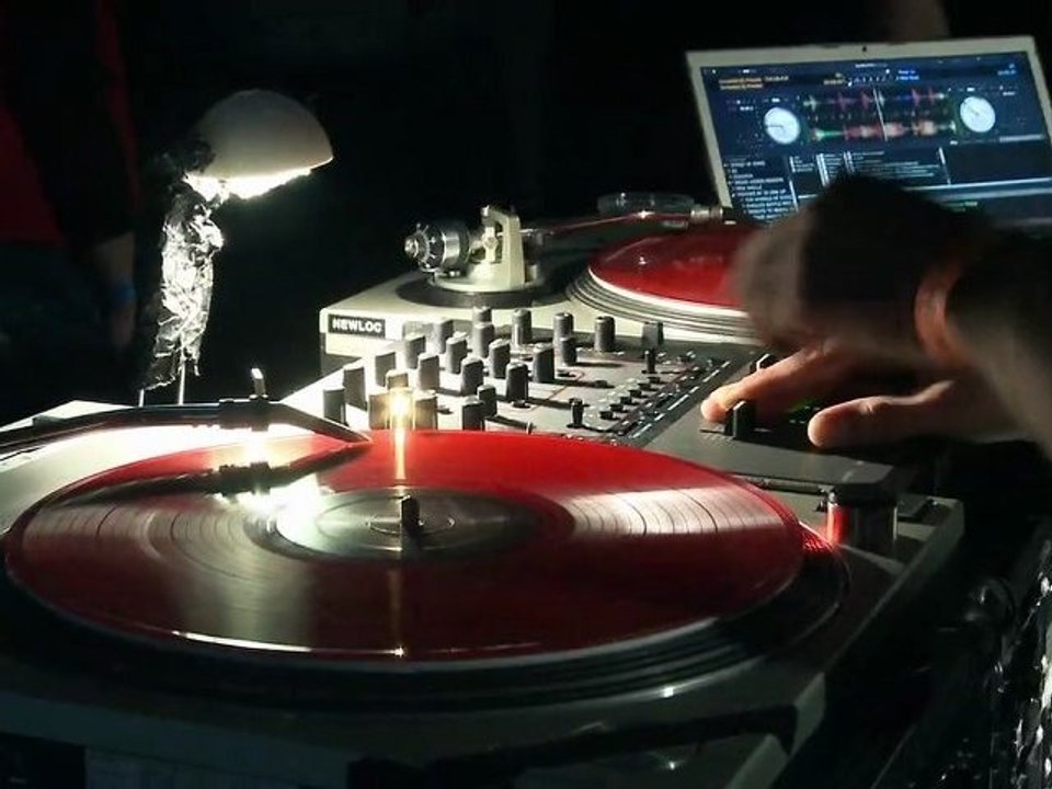 Who Is Hip Hop ?