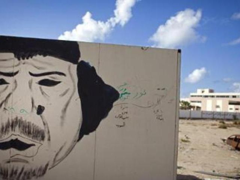Listening Post - Feature: Libya: Building a free media