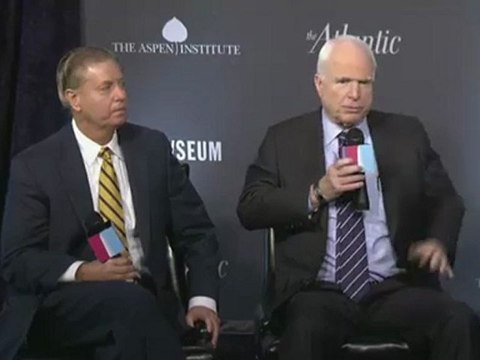 McCain: Petraeus Should be Given Another Chance to Serve