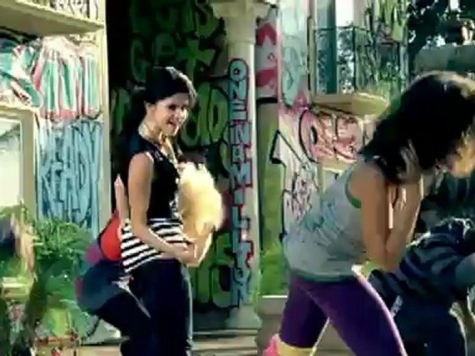 Selena Gomez Tell Me Something I Don't Know