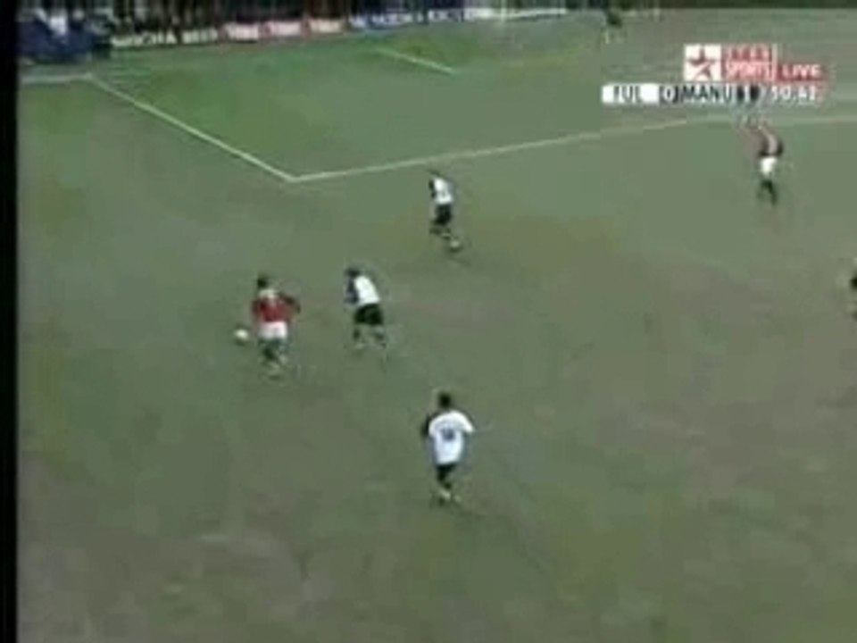 Ronaldinho Vs Cristiano Ronaldo