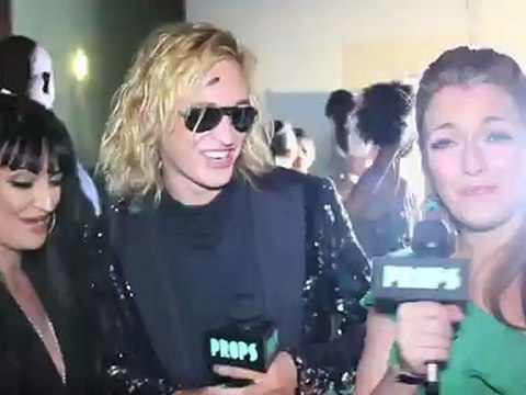 KUBA Ka, Tara Hunnewell, The World Networks, Props Media