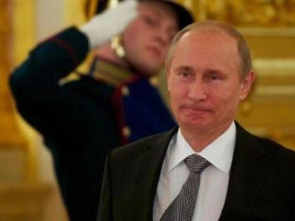 Putin passes new controversial treason law
