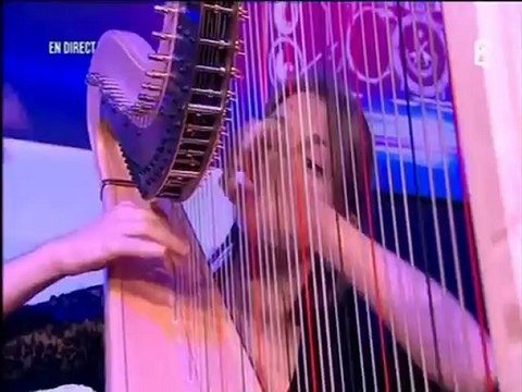 NAGUI ET ZYGEL REVISITENT LA VALSE DES FLEURS AVEC ALEXANDRA CRAVERO