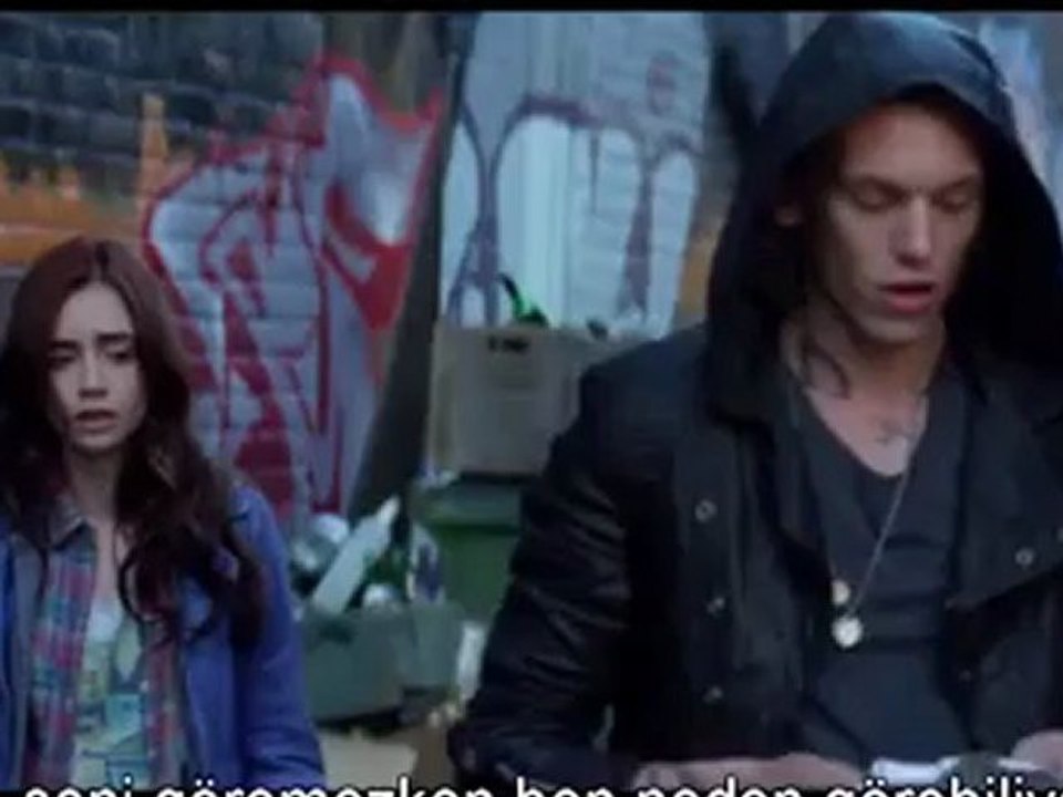 Ölümcül Oyuncaklar (The Mortal Instruments) Fragmanı [TR]