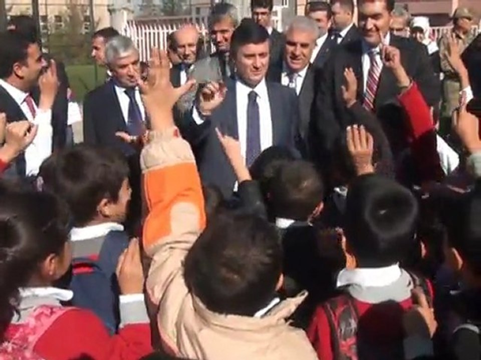 Valimiz Gercüş İlçesini Ziyaret Etti