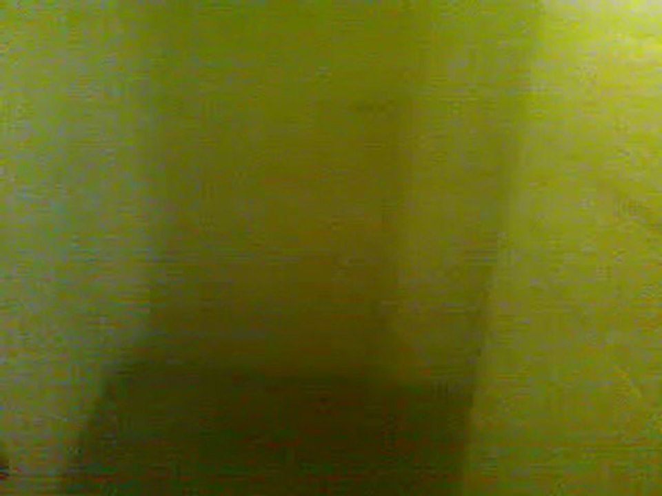 La cave hanté il se passe des choses paranormal et c'est pas des blagues