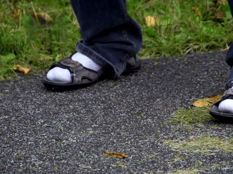 Tech Quickie - Corsair Survivor Stealth USB Flash Drive - Please Leave Feedback