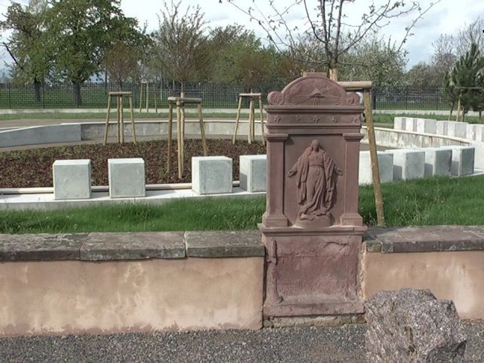 Extension du cimetière village