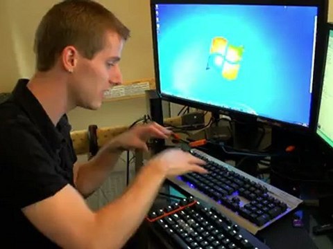 Logitech G710+ Mechanical Gaming Keyboard Unboxing & First Look Linus Tech Tips