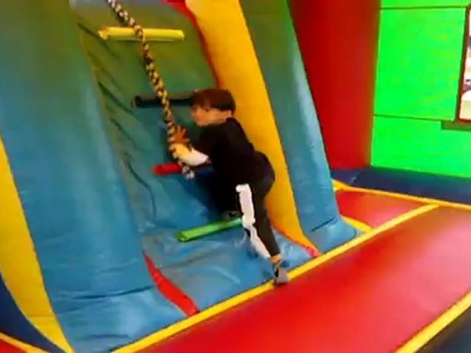 Party Rental Hialeah- Super Mega Castle (Inside)