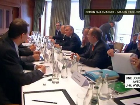 Jean-Marc Ayrault poursuit sa visite en Allemagne