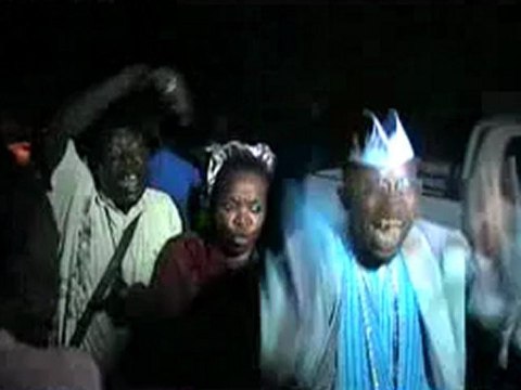 VIDEO – Audition de Karim Wade : Presse malmenée et déclarée persona non grata chez les Wades