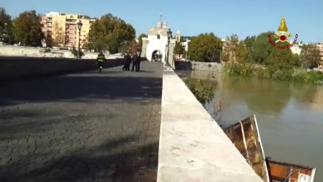 Roma - Alluvione 22 - Piena del Tevere (14.11.12)