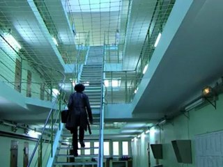 Bande Annonce de A L'OMBRE DE LA REPUBLIQUE de Stéphane Mercurio - Sortie le 7 mars 2012 - YouTube