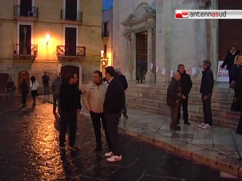 14.11.12 TG Protesta ex Ccr dalla Cattedrale si sposterà dinanzi alla Regione