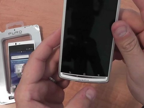 Puro: Cover Sony Ericsson Xperia Arc in silicone - Video Recensione - AVRMagazine.com