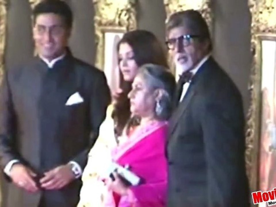 Amitabh, Aishwarya, Abhishek & Jaya Bachchan @ Jab Tak Hai Jaan Premiere !
