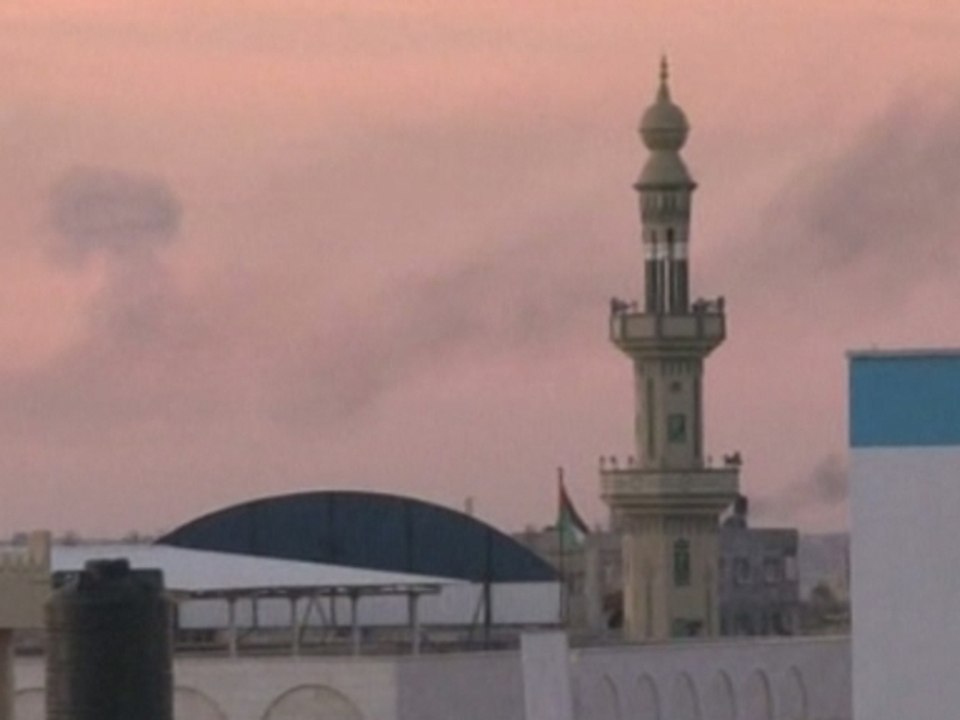 Egyptian PM denounces Gaza bombardment